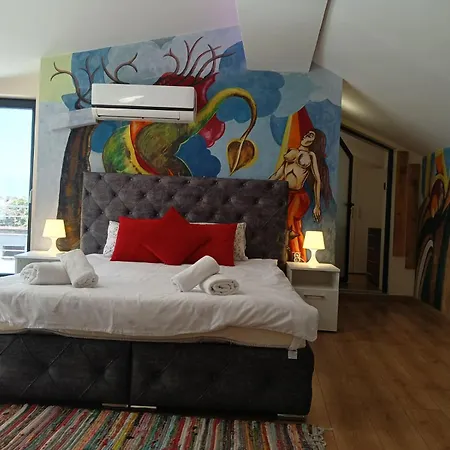 Artistic Loft With Amazing View, Mrenicov Apartment Plovdiv Exterior photo