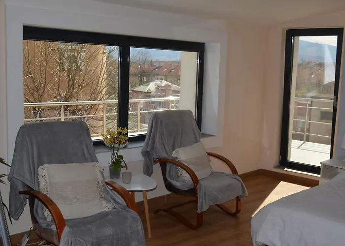 Artistic Loft With Amazing View, Mrenicov