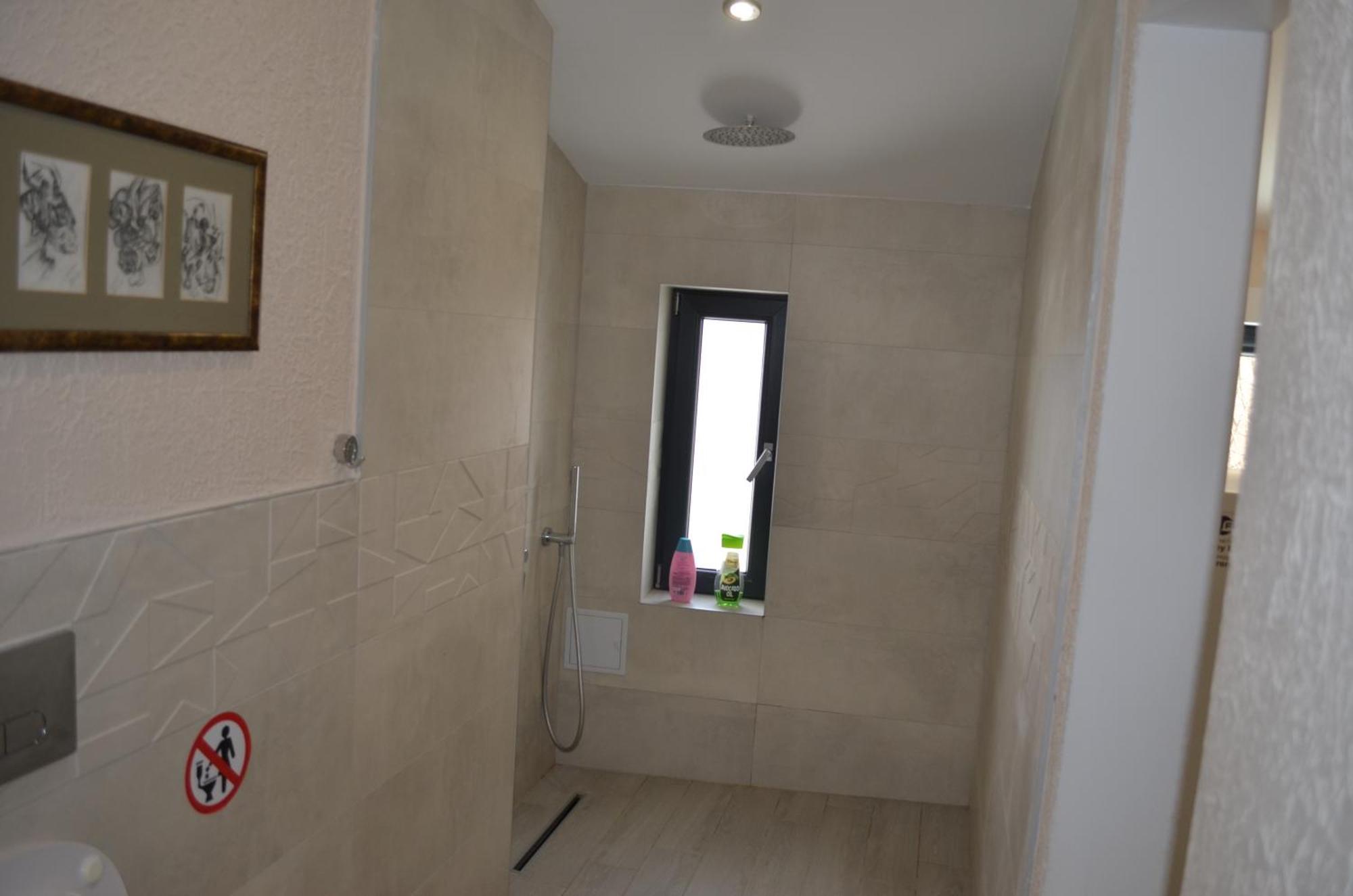 Апартаменти Artistic Loft With Amazing View, Mrenicov Пловдив